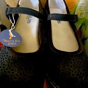 NEW!  JBU by Jambu GRANADA SZ 8